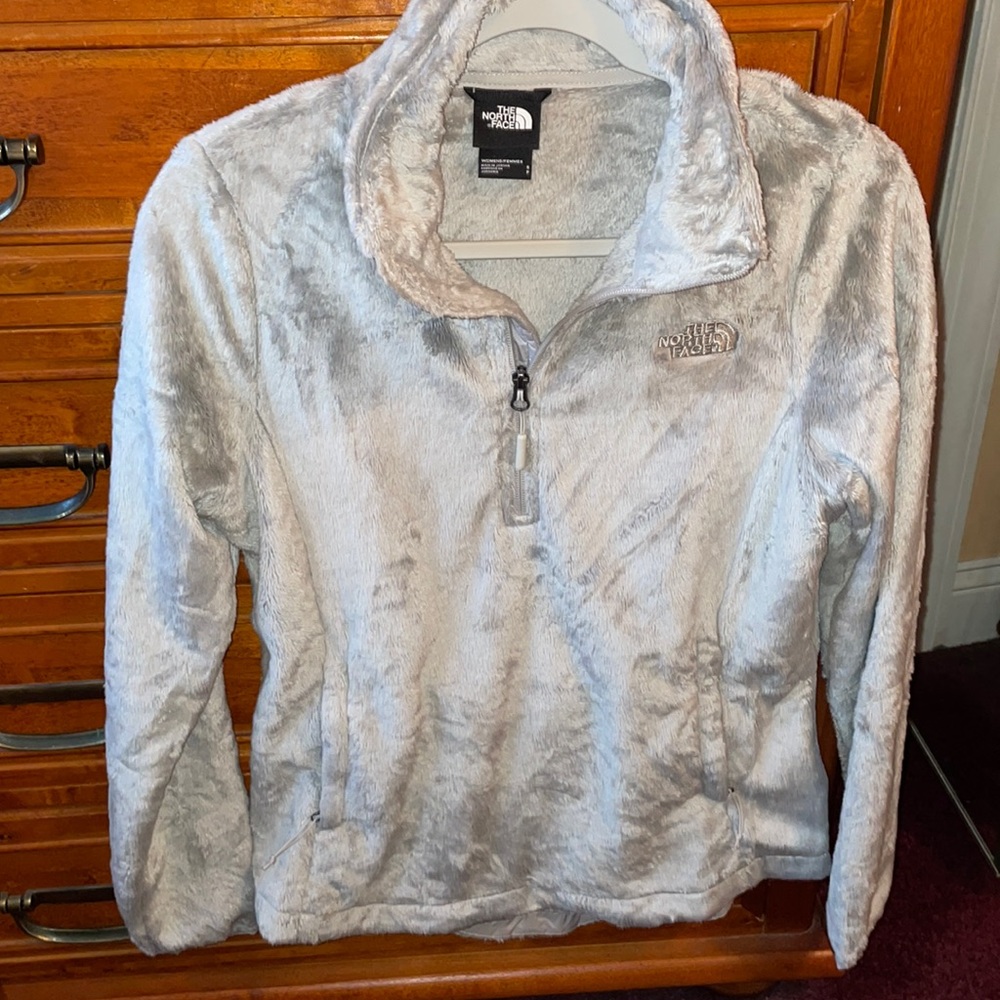 The North Face womens quarter zip; grey size small